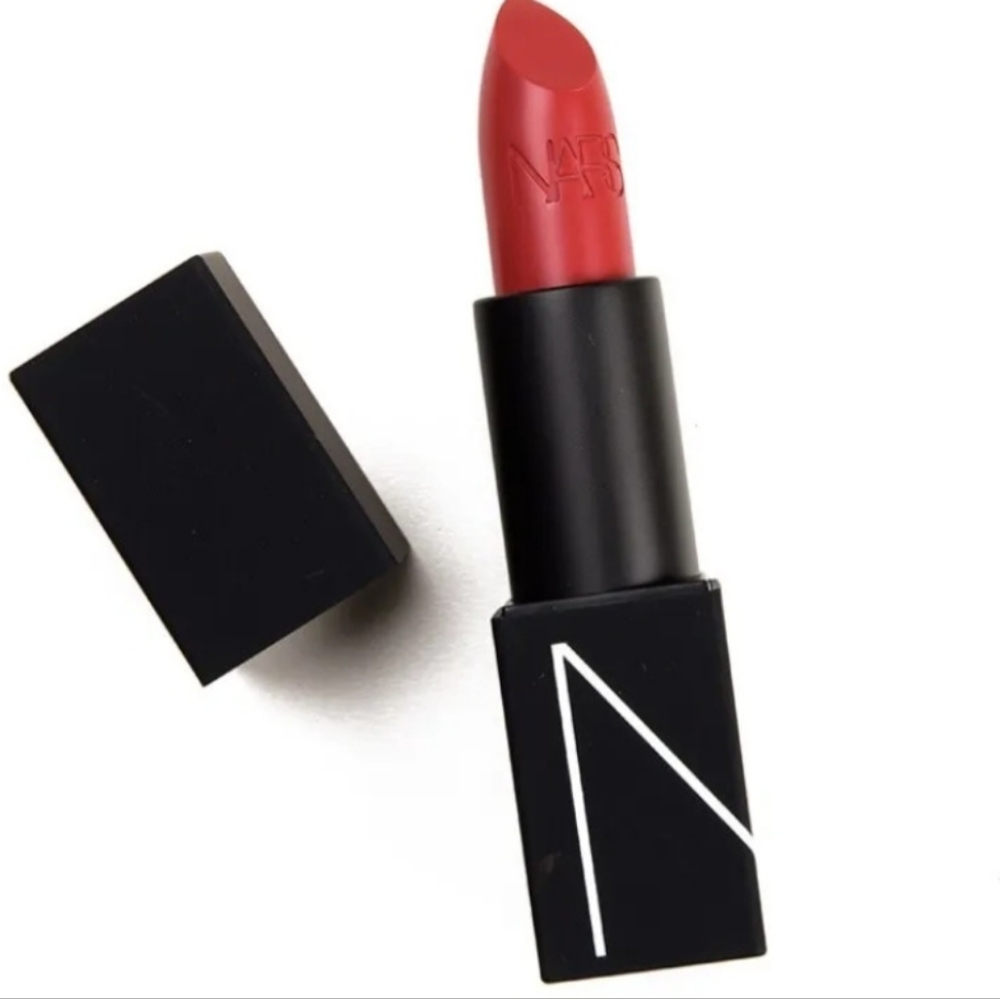 NARS Lipstick    Bad Reputation 2923 Satin Full Size (0.12 Oz.)  BNIB